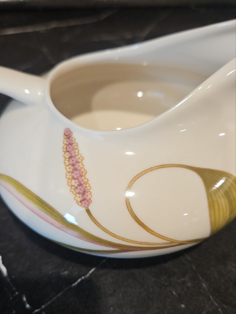 ON HOLD FOR BUYER Franciscan Cream Ceramic Sauce Boat - Picture 4 of 5